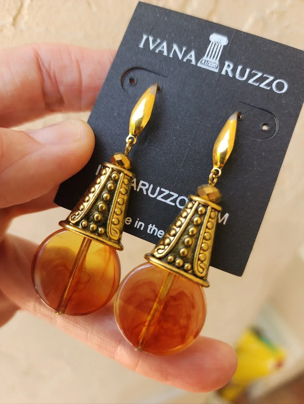❤️ Dangling Gold Earrings Resin Amber Honey Color Beads Hypoallergenic Hooks